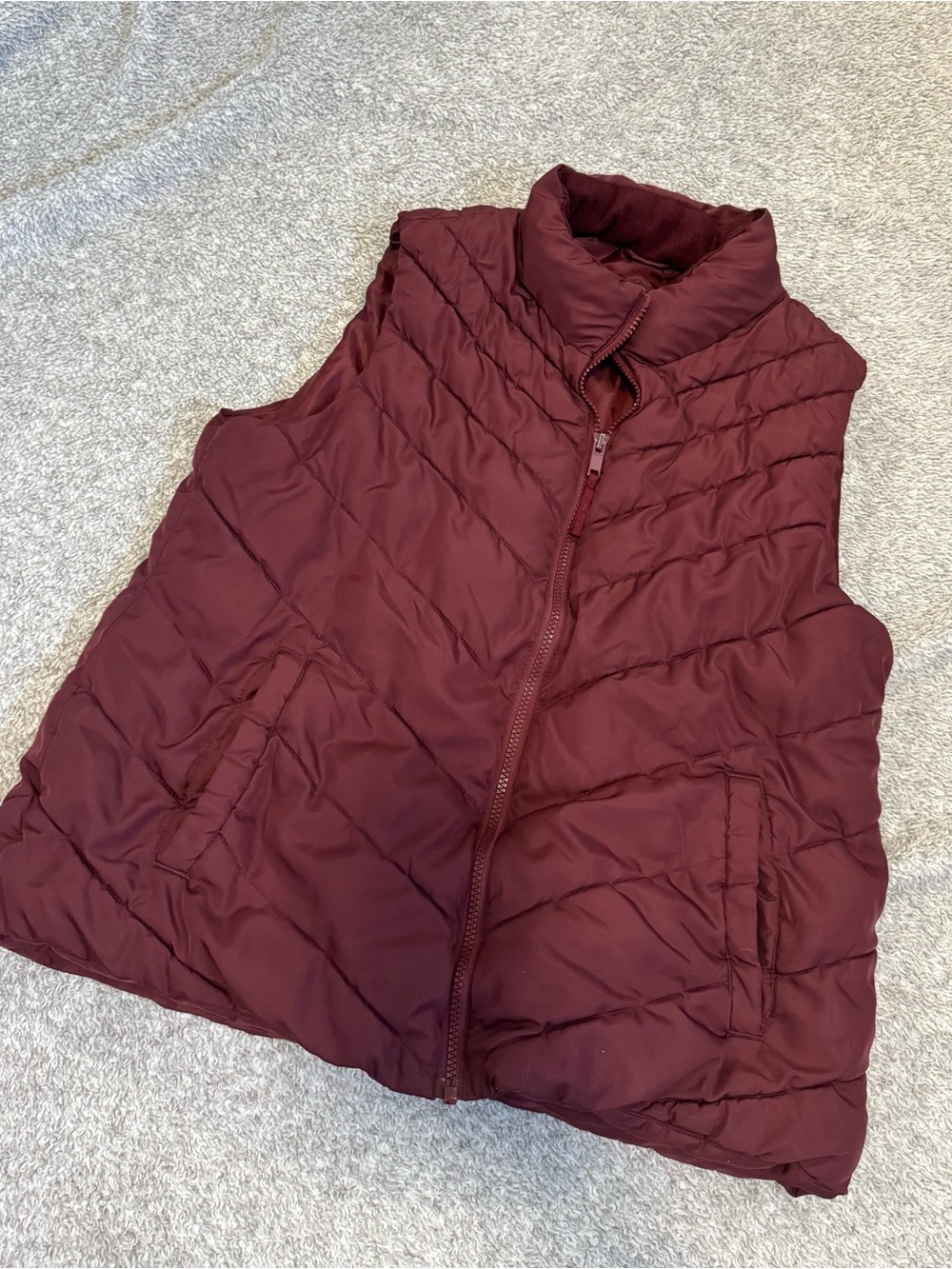 GAP Quilted Vest Size Large